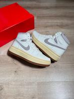 Nike - Air Jordan 1 Elevate High SE - Sneakers - Maat: EU 36, Nieuw