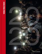 World Press Photo 2020 9789401467056 World Press Photo, Boeken, Kunst en Cultuur | Fotografie en Design, Verzenden, Zo goed als nieuw