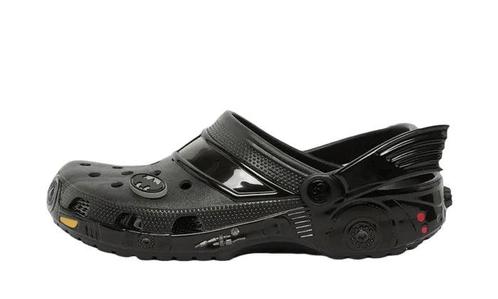 Crocs Classic Clog Batmobile - maat 41-42 (Pantoffels), Kleding | Dames, Schoenen, Sneakers of Gympen, Nieuw, Verzenden