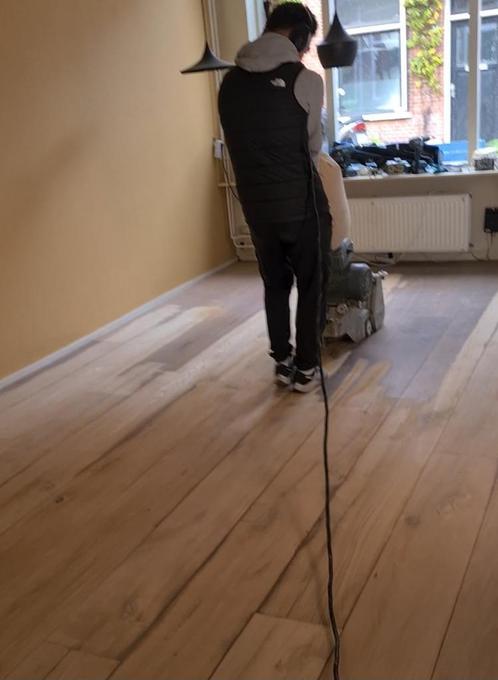 Uw houten vloer schuren en lakken/oliën door heel Nederland, Diensten en Vakmensen, Vloerleggers en Parketteurs, Houten vloeren