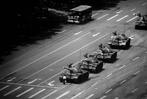 Stuart Franklin (1956-) - ‘The tank man’. Tiananmen Square,, Antiek en Kunst
