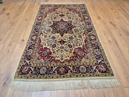 Isphahan - Tapijt - 195 cm - 115 cm, Huis en Inrichting, Stoffering | Tapijten en Kleden