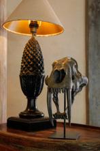 Geen veilingprijs - Replica van een sabeltandtijgerskull op