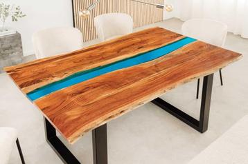 Massieve eettafel LIQUID 160cm bruin acaciahout boomrand beschikbaar voor biedingen