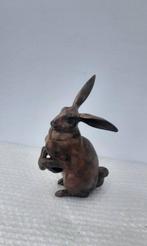 P. Chenet - Beeld, Groot Konijn - 22.5 cm - Brons