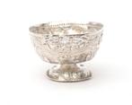 Een zilveren brandewijnkom, Holland, Sneek, 1732, Zilver