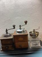 Koffiemolen (3) - hout, metaal, kunststof