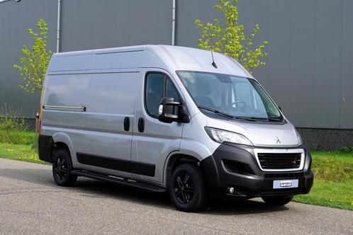 Peugeot Boxer 335 2.2 BlueHDi 165 L2H2 Asphalt, Auto's, Bestelauto's, Lease, Handgeschakeld, Financial lease, Overige kleuren