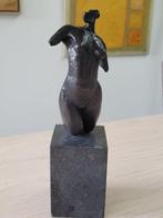Harry Wijgerse - Beeld, Rank - 33 cm - Gepatineerd brons, Antiek en Kunst, Kunst | Designobjecten