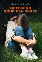 9789464494143 Getekend door een sekte | Tweedehands, Boeken, Biografieën, Verzenden, Zo goed als nieuw, Annette van Luyk