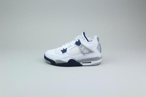 Jordan 4 Retro Midnight Navy (GS) - Diverse maten, Kleding | Heren, Schoenen, Ophalen of Verzenden