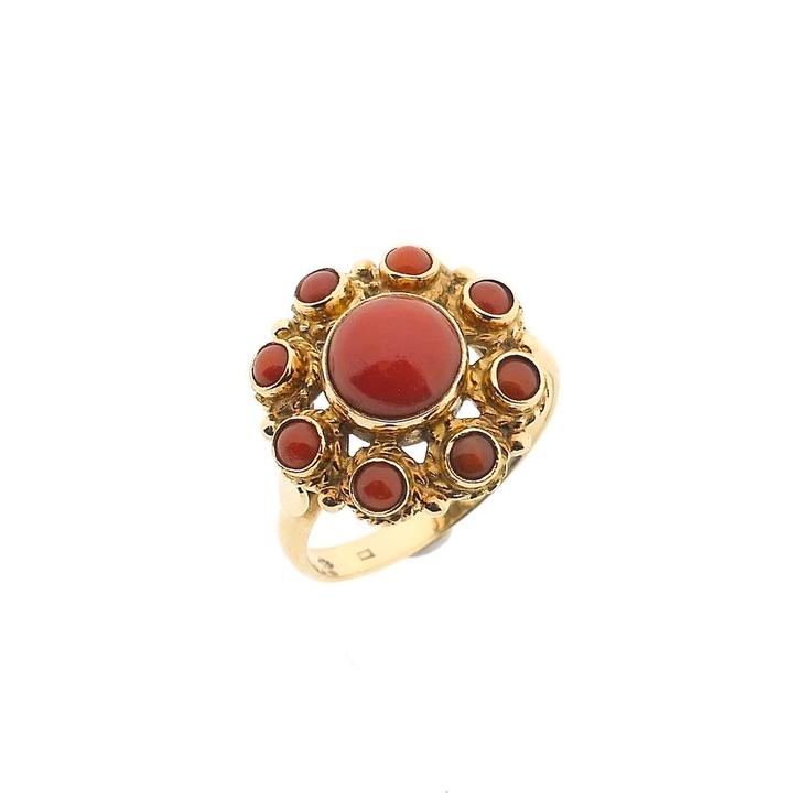 Gouden entourage ring met bloedkoraal | Vintage (geelgoud), Sieraden, Tassen en Uiterlijk, Ringen, Dame, Met edelsteen, Overige kleuren