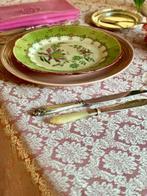 Roze en zilveren adamascado tafelkleed voor grote tafels,