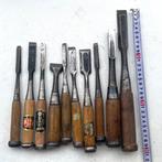 Werkgereedschap (10) - Tien gebruikte Japanse beitels.