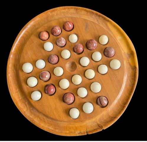 Bordspel - Jeu du solitaire plateau en bois et billes en, Antiek en Kunst, Antiek | Overige Antiek