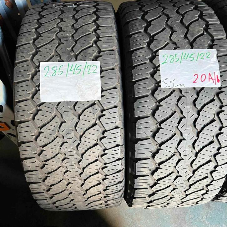 2 x General 285-45-22 4 Seizoenbanden 5,5mm, Auto-onderdelen, Banden en Velgen, Overige maten, All Season, 285 mm, Personenwagen