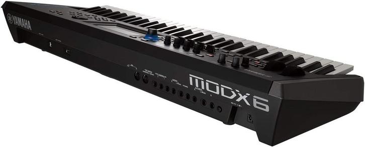 Black Friday deals tot -40% Yamaha MODX, Muziek en Instrumenten, Synthesizers, Zo goed als nieuw