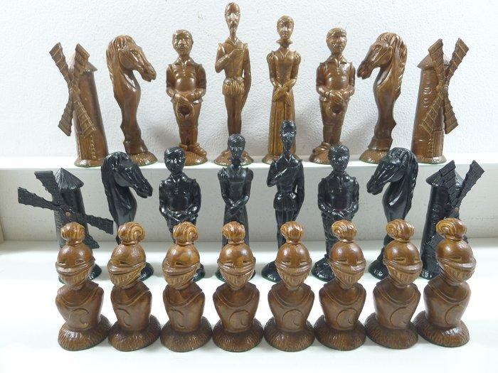 Geant Vintage jeu déchecs Don Quichotte King 155 mm coffret, Antiek en Kunst, Curiosa en Brocante