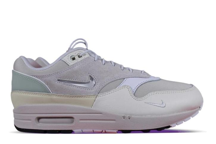 SALE! Nike Air Max 1 PRM Hangul Day • 42.5 47.5, Kleding | Heren, Schoenen, Sneakers of Gympen, Ophalen of Verzenden
