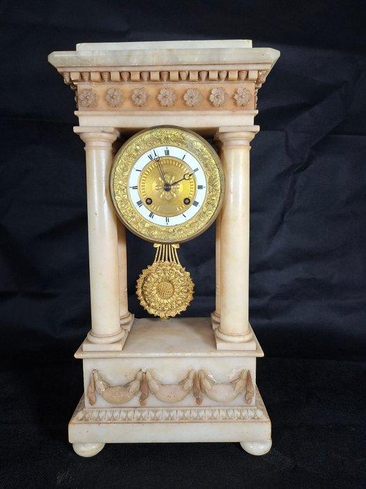 Portico klok - Albast, Messing - 1850-1900, Antiek en Kunst, Antiek | Klokken