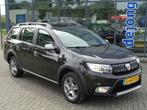 Dacia Logan MCV Stepway 0.9 Tce 90pk Navi Camera AC Cruise, Auto's, Voorwielaandrijving, Stof, Zwart, Origineel Nederlands