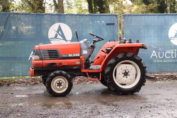 Veiling: Minitractor Kubota GL240 Diesel 24pk, Zakelijke goederen, Agrarisch | Tractoren, Gebruikt, Overige merken, tot 2500, tot 80 Pk