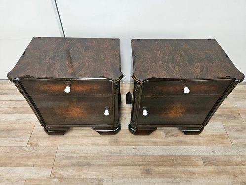 Nachtkastje (2) - In hoogglans notenhout uit de 20e eeuw -, Antiek en Kunst, Kunst | Designobjecten