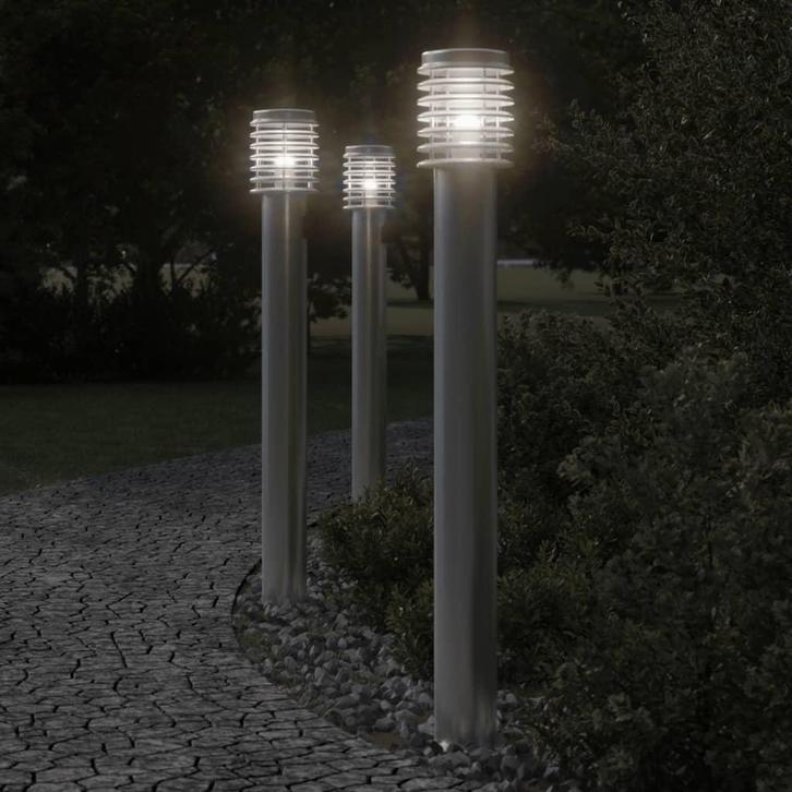 vidaXL Buitenvloerlamp met stopcontact 110 cm roestvrijstaal, Tuin en Terras, Buitenverlichting, Vloerlamp, Nieuw, Rvs, Verzenden