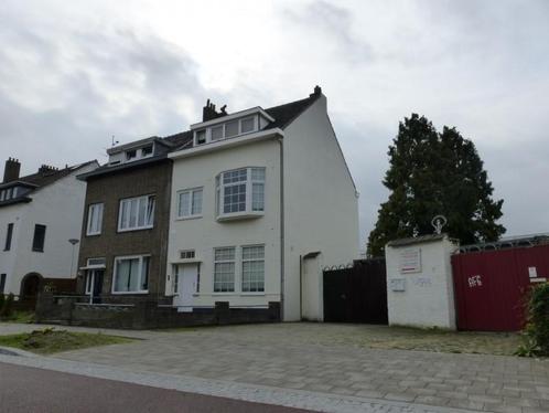 Appartement te huur aan Bilserbaan in Maastricht - Limburg, Huizen en Kamers, Huizen te huur, Limburg
