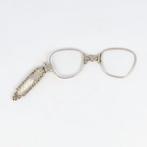 Lot [2 GRATIS] - NO RESERVE - Vingerhoeddoosje | Lorgnette |, Antiek en Kunst