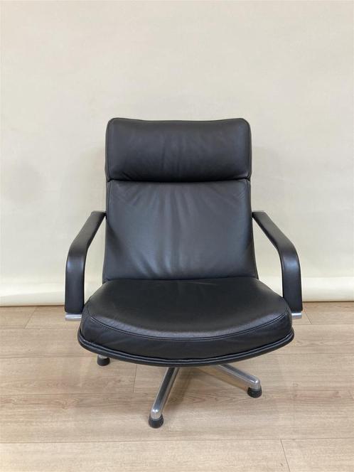 Artifort F141 Zwart leer | Draai fauteuil, Huis en Inrichting, Fauteuils