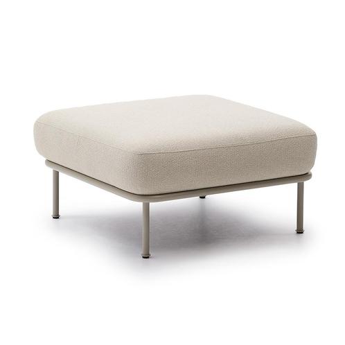 *WOONWINKEL* Kave Home Aurum Vierkante Hocker Ecru Beige, Huis en Inrichting, Banken | Voetenbanken en Poefen, Nieuw, Stof, Verzenden