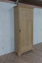 Landelijke klassieke kast, eendeurskast, linnenkast, legkast