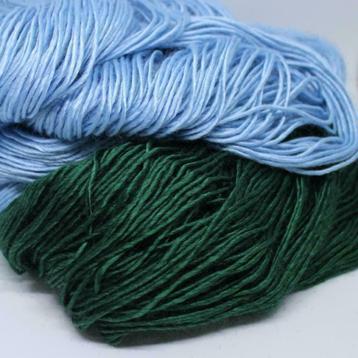 KnitByBart: Zeer speciaal moerbeizijde met merino wol. beschikbaar voor biedingen