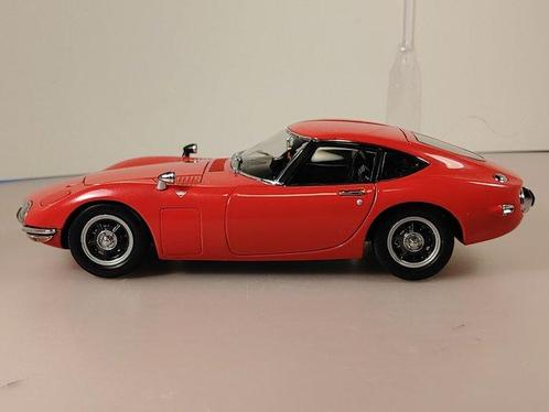 Ebbro 1:24 - Model sportwagen - Toyota 2000GT - 1967-1970, Hobby en Vrije tijd, Modelauto's | 1:5 tot 1:12