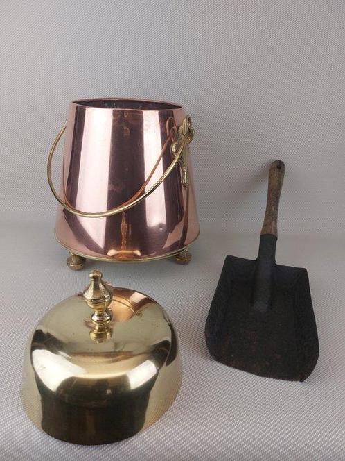 Openhaard accessoire (2) - Antieke Doofpot en Kolenschep -, Antiek en Kunst, Curiosa en Brocante