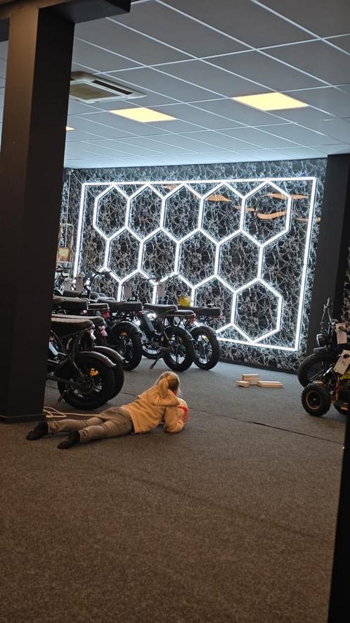 Hexagon Led Verlichting Showroom Garage Nieuw Op=Op Sfeer, Huis en Inrichting, Lampen | Hanglampen, Nieuw, Ophalen of Verzenden