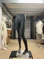 #041 Dames benen donker grijs jeans / broeken display, Ophalen