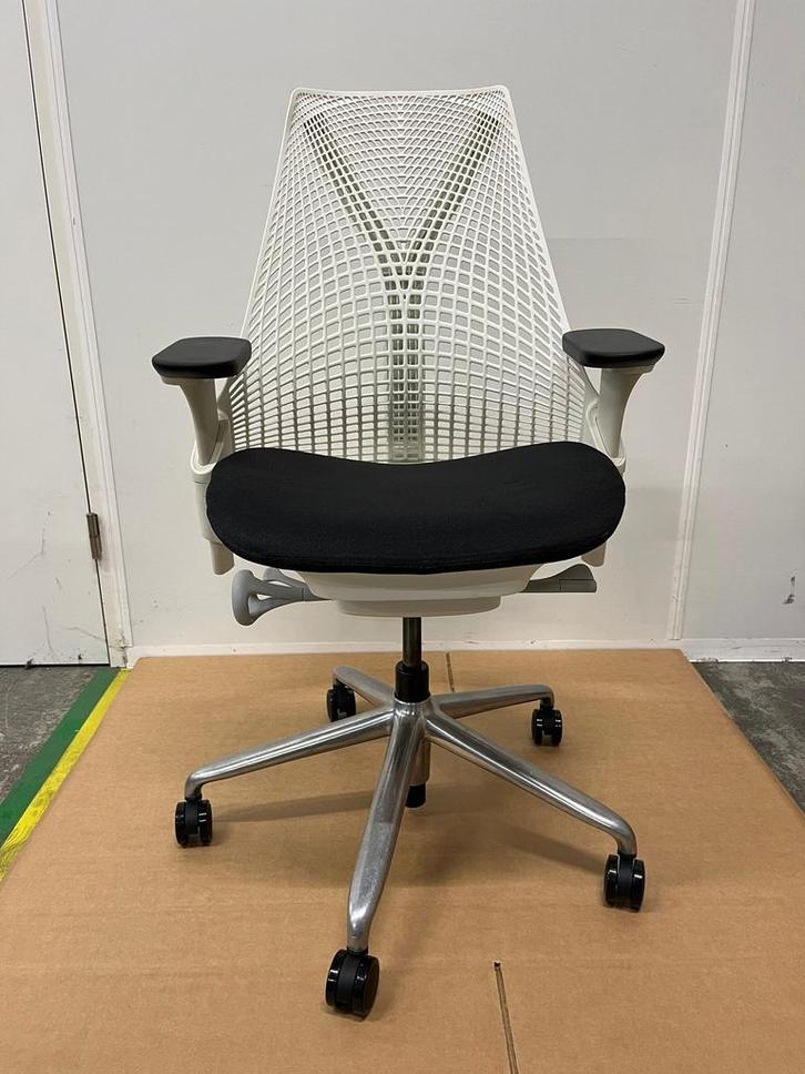 Witte Herman Miller Sayl Bureaustoel, Huis en Inrichting, Bureaustoelen, Bureaustoel, Wit, Zo goed als nieuw, Ergonomisch