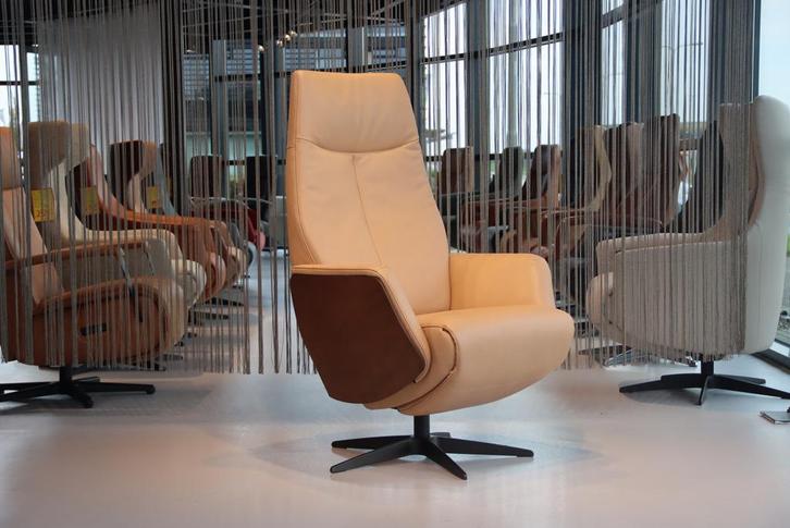 Relaxfauteuil Twice TW-273 Leer De Toekomst 3motoren+accu, Huis en Inrichting, Fauteuils, Nieuw, Hout, Leer, Ophalen of Verzenden