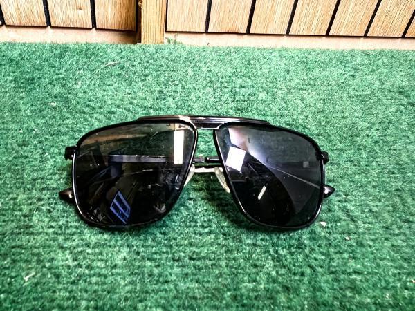 Veiling - Guess GF5104 Heren Zonnebril - In Nette Staat, Sieraden, Tassen en Uiterlijk, Zonnebrillen en Brillen | Heren, Gebruikt