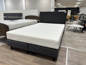 Boxspring New-Castle, antraciet beschikbaar voor biedingen