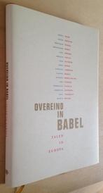 Overeind in Babel 9789075862928, Boeken, Verzenden, Gelezen