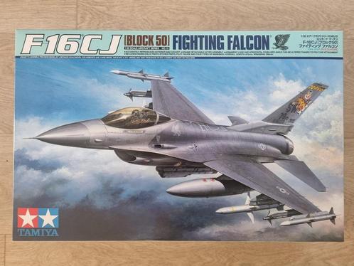 Tamiya 60315 F-16CJ [Block 50] Fighting Falcon 1:32, Hobby en Vrije tijd, Modelbouw | Vliegtuigen en Helikopters, Verzenden
