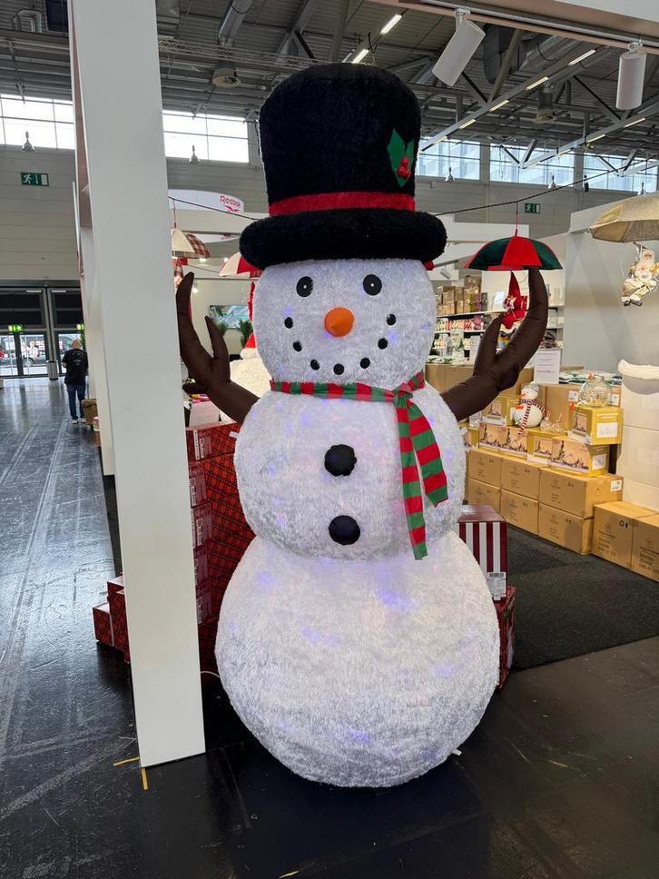 Kerst sneeuwpop met LEDS XXXL, Diversen, Kerst, Nieuw, Verzenden