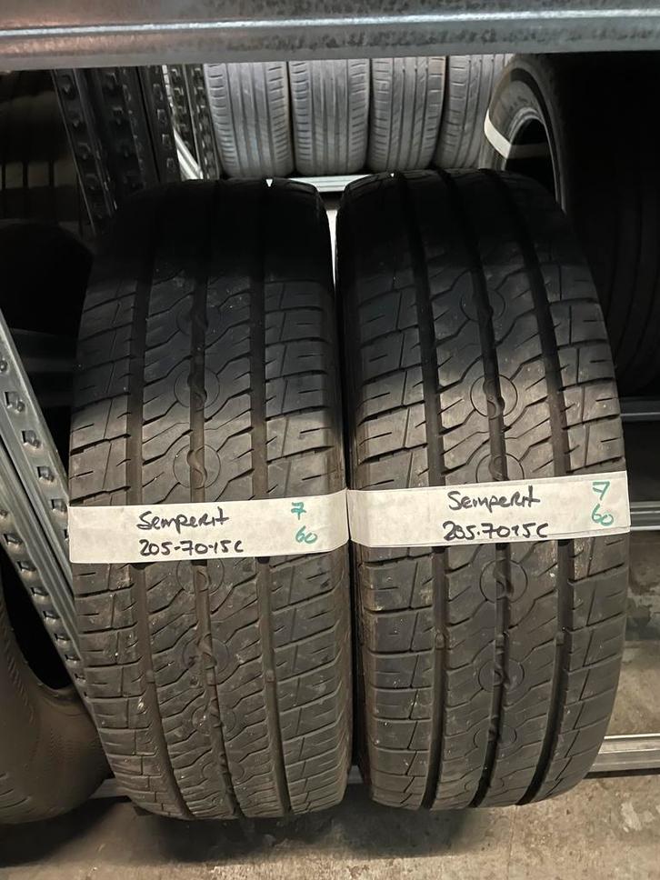 205-70-15C Semperit Zomerbanden 7mm BUSBANDEN 205 70 15 C, Auto-onderdelen, Banden en Velgen, 15 inch, Zomerbanden, 205 mm, Bestelwagen