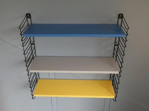 Tomado - Adriaan Dekker - Wandrek - Metaal, Antiek en Kunst, Antiek | Meubels | Stoelen en Banken