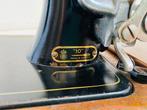 Husqvarna Model 10 Naaimachine - Hout, IJzer