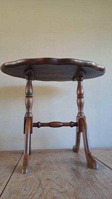 Bijzettafel - Notenhout, Antiek en Kunst, Curiosa en Brocante