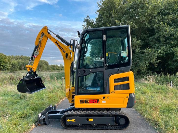 Shantui 2 ton minigraver Kubota 3 cilinder 3 jaar garantie, Zakelijke goederen, Machines en Bouw | Kranen en Graafmachines, Graafmachine